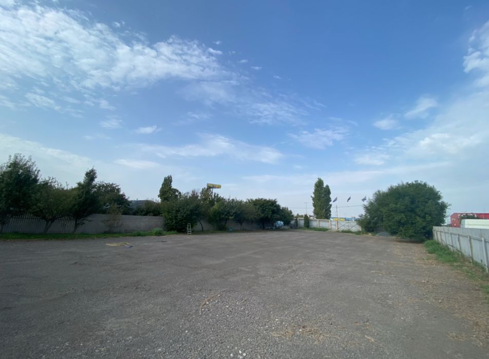 Teren de inchiriat zona Metro DN26 stradal