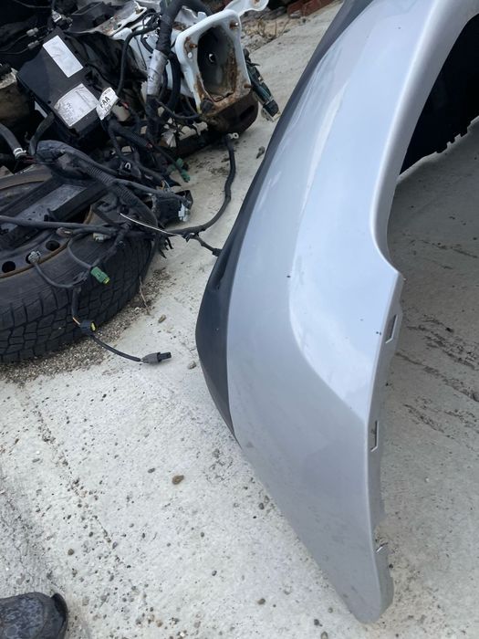 Bara fata completa dacia duster