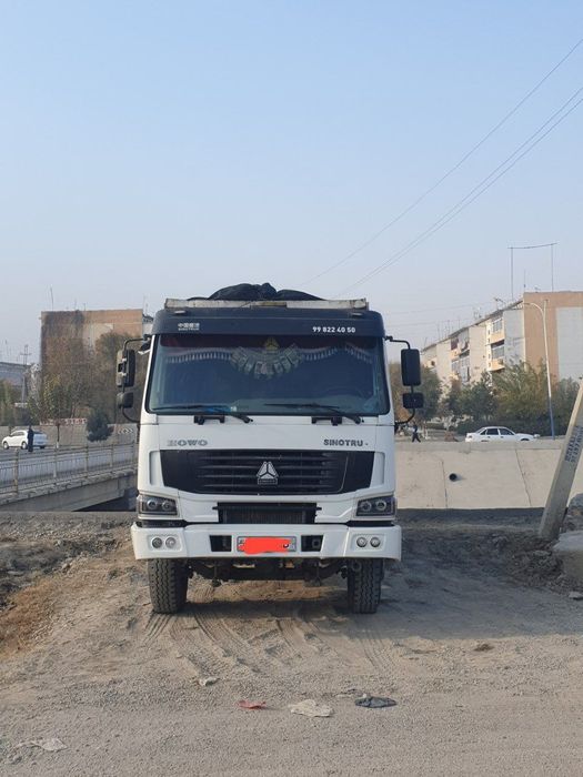 Хово синотрук сотилади.2012 йил,280.000 пробек.холати аьло даражада.