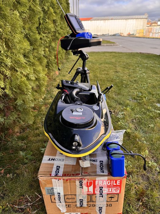 Лодка за захранка Boatman с GPS и сонар