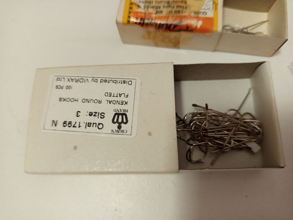 Принадлежности за морски риболов