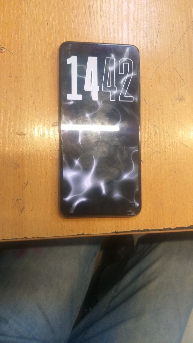 Продаю или меняю смартфон Xiaomi Mi 11 Lite