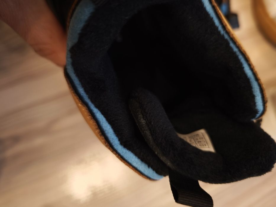 Боти и маратонки  Reserved 34 номер