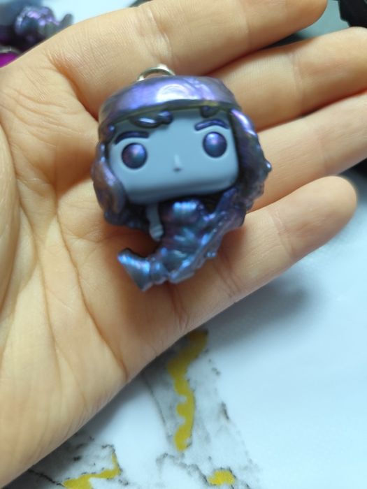 продам фигурки kinder joy stranger things ( очень странные дела) 
Меня