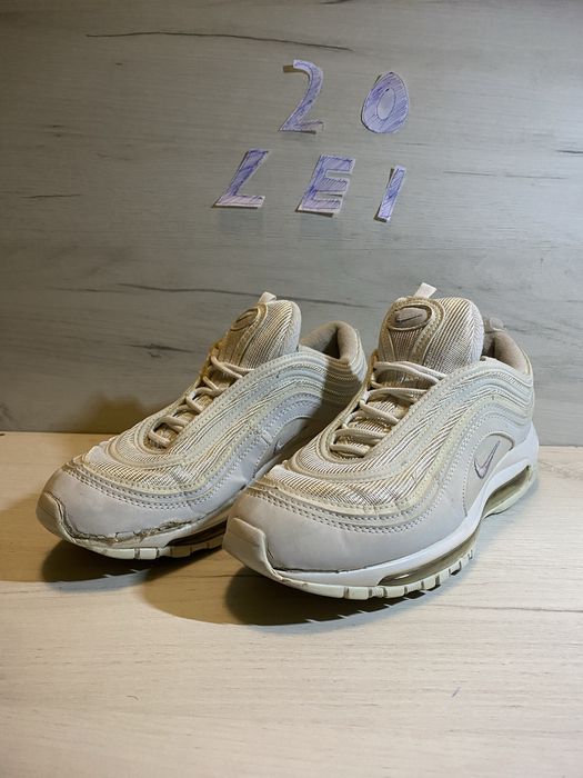 Adidasi , diferite modele !