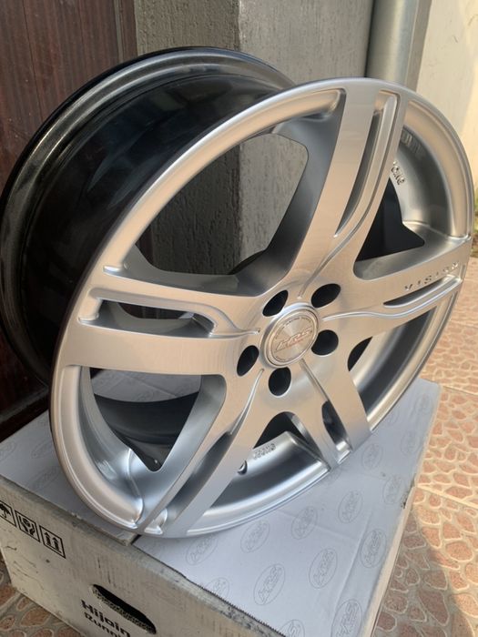Нови алуминиеви джанти HRS 5X100R16