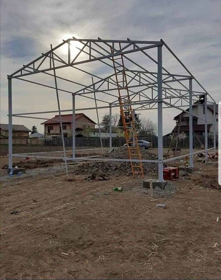 Vând hala metalică cu structura metalică 30x12