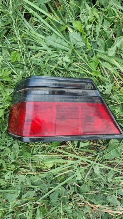 Продаю фонарь задний Mercedes w124