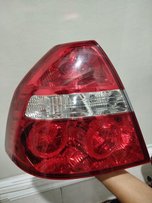 Nexia 3 orqa fara chap tomon.