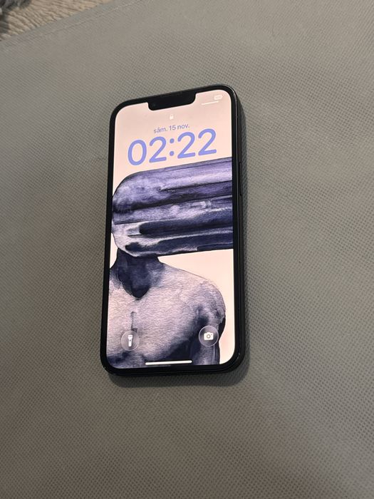 iPhone 13 în stare bună