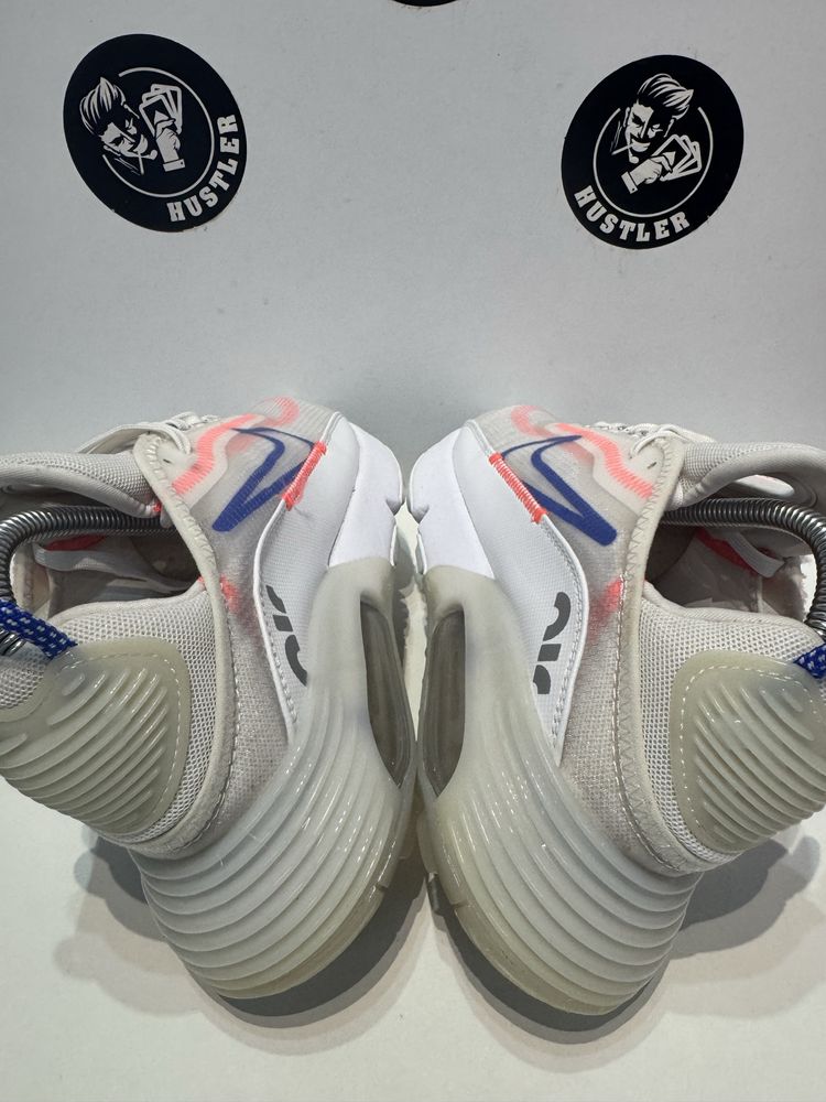Маратонки NIKE AIR MAX 2090.Номер 38.5