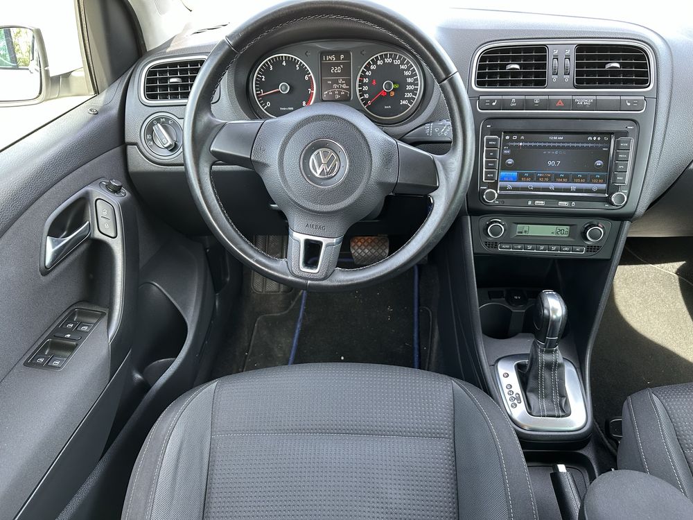 VW POLO 1.4 Mpi, Automat 2010