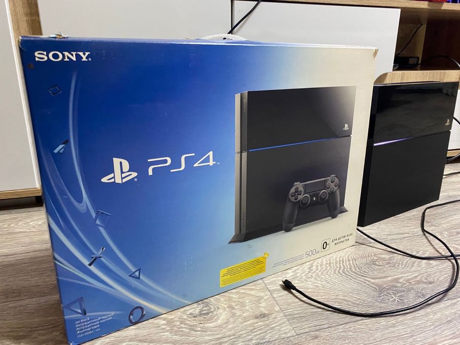 Sony PlayStation 4