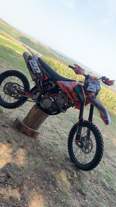 Vand Ktm sx-f 250 mai multe detalii in privat