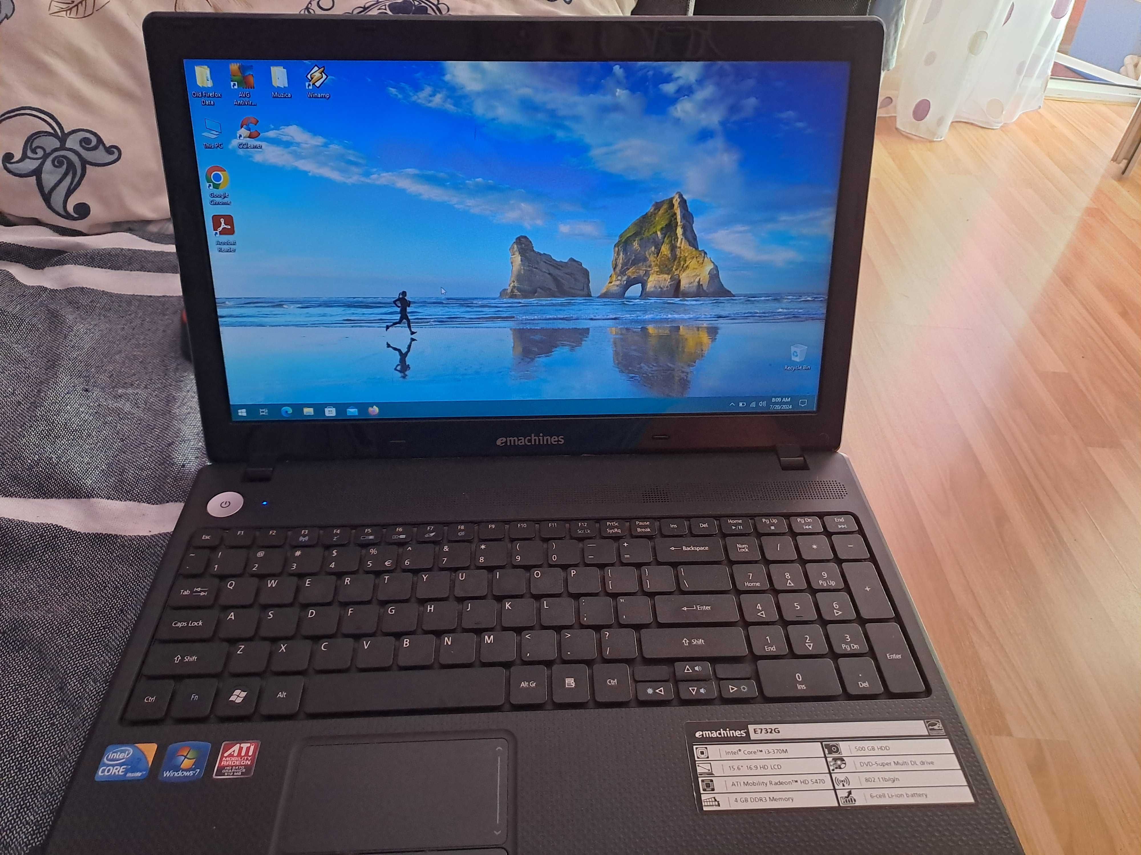 Laptop emachines E732G