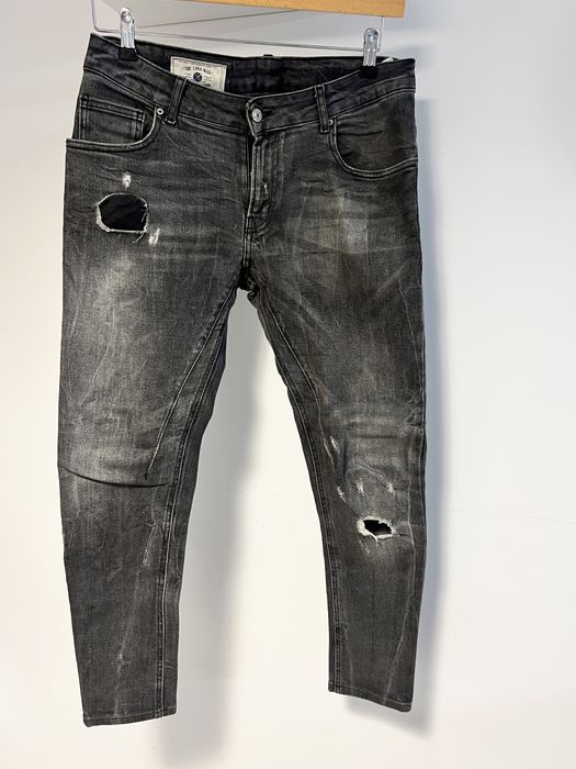 Blugi Zara Men gri cu rupturi