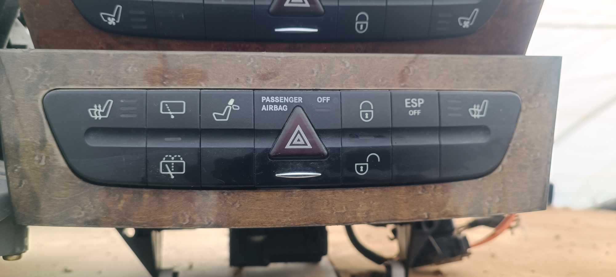 Управление уреди Е класа W 211