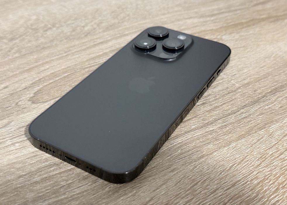 Iphone 14 PRO 100% baterie