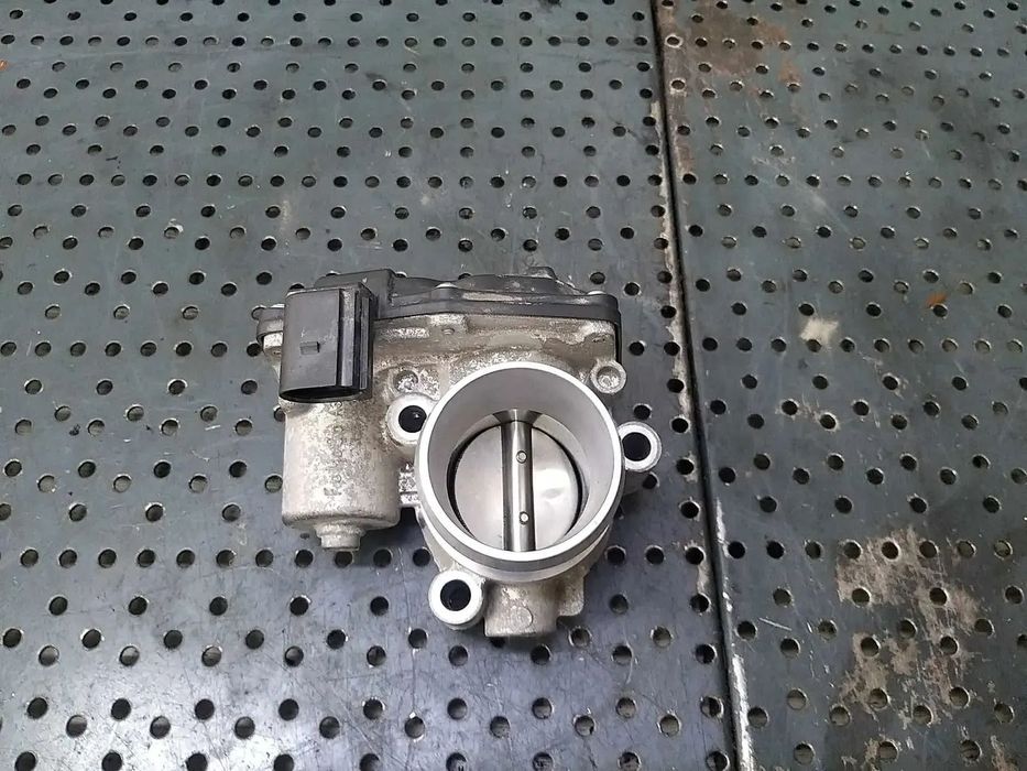 Clapeta acceleratie 1.0 b ford fiesta 6 cm5g9f991fb