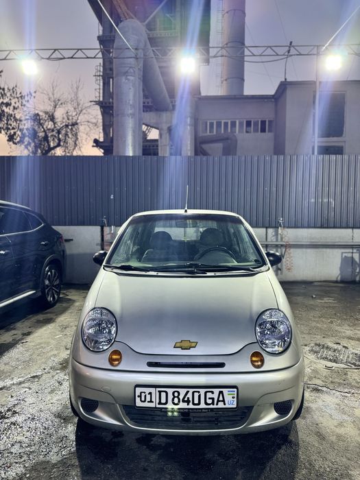 Матиз автомат серебристого цвета