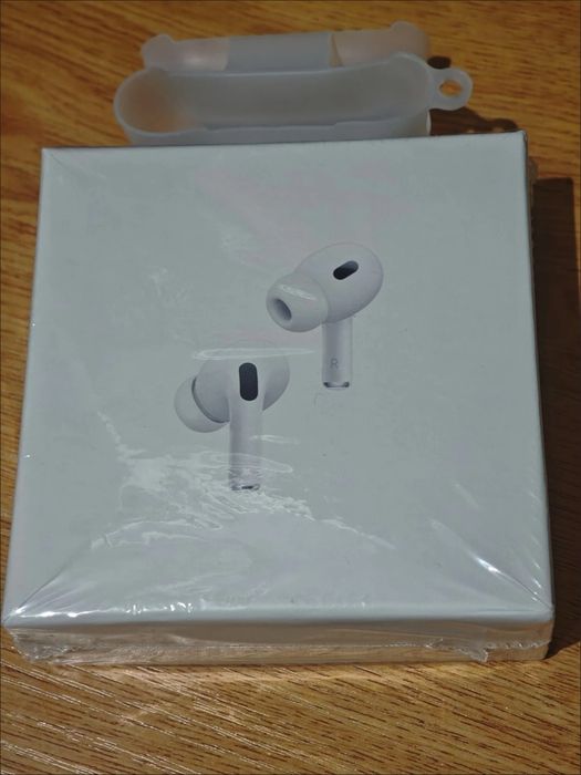Наушники AirPods