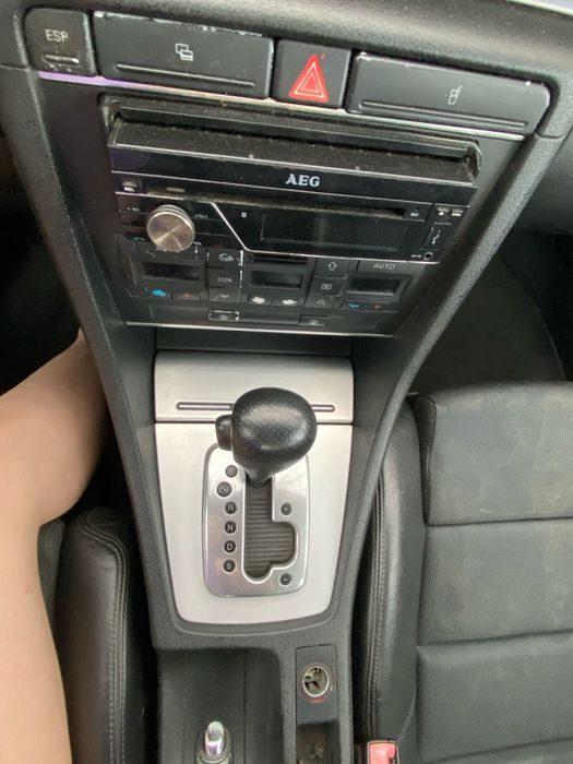 Dezmembrez Audi a4 b6 3.0 benzina