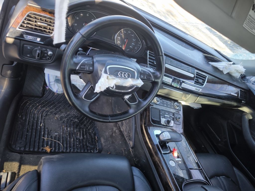 Audi A8 D4 3.0 TFSI на части