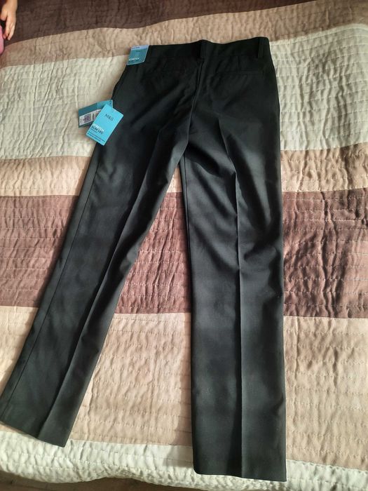 Чисто нов черен официален панталон с ръб  M&S, размер 158