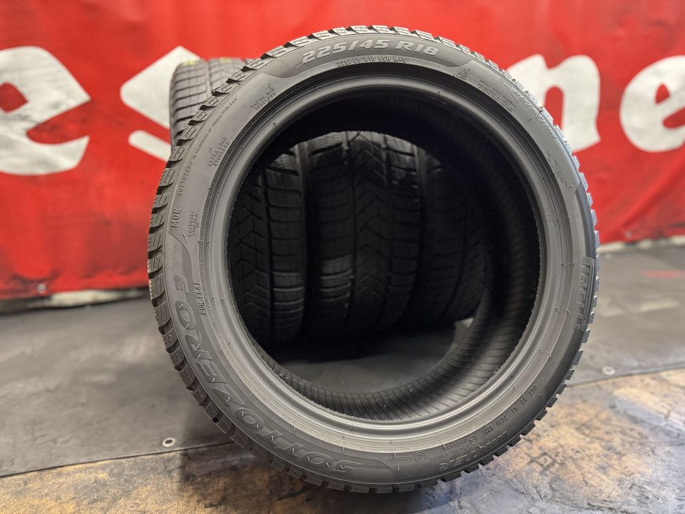 225 45 18, Зимни гуми, Pirelli SottoZero3, 4 броя