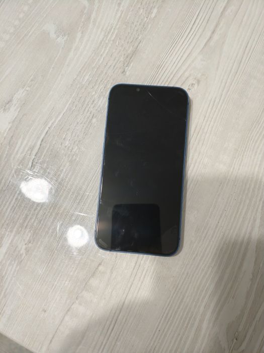 Ппродам айфон 13 в хорошем состоянии