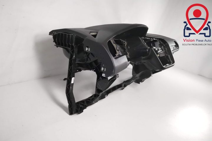 Оригинално арматурно табло в добро състояние Фолксваген Тигуан / Volks