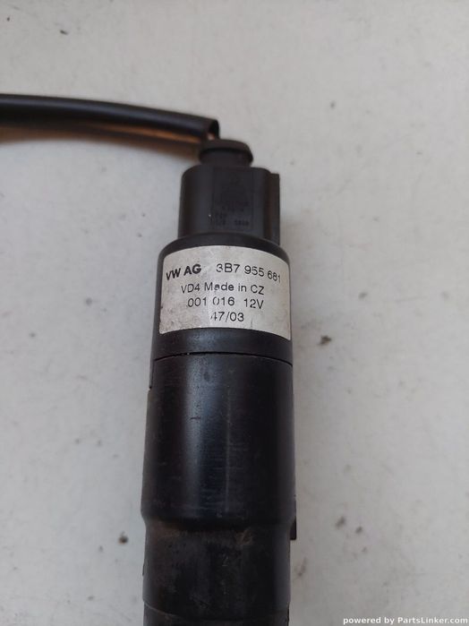 Pompa apa spalator SKODA OCTAVIA (1Z3) [ 2004 - 2013 ] VW OEM 3b7955681