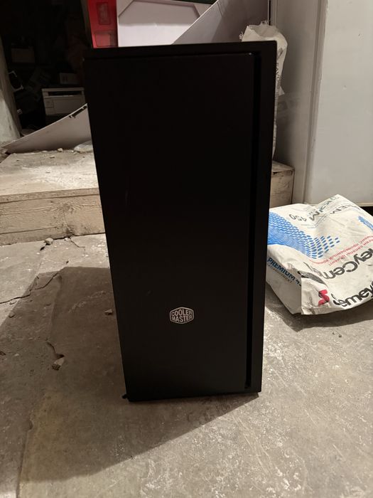 Корпус для компьютера и сервера COOLER MASTER