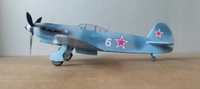 подарок модель самолёта Як-9 Марселя Альберта 1/48!