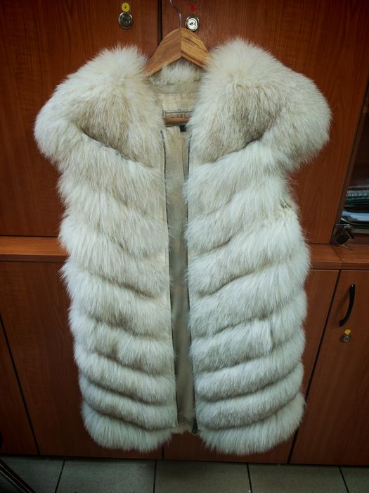 Vesta blana naturala de vulpe argintie stare impecabila
