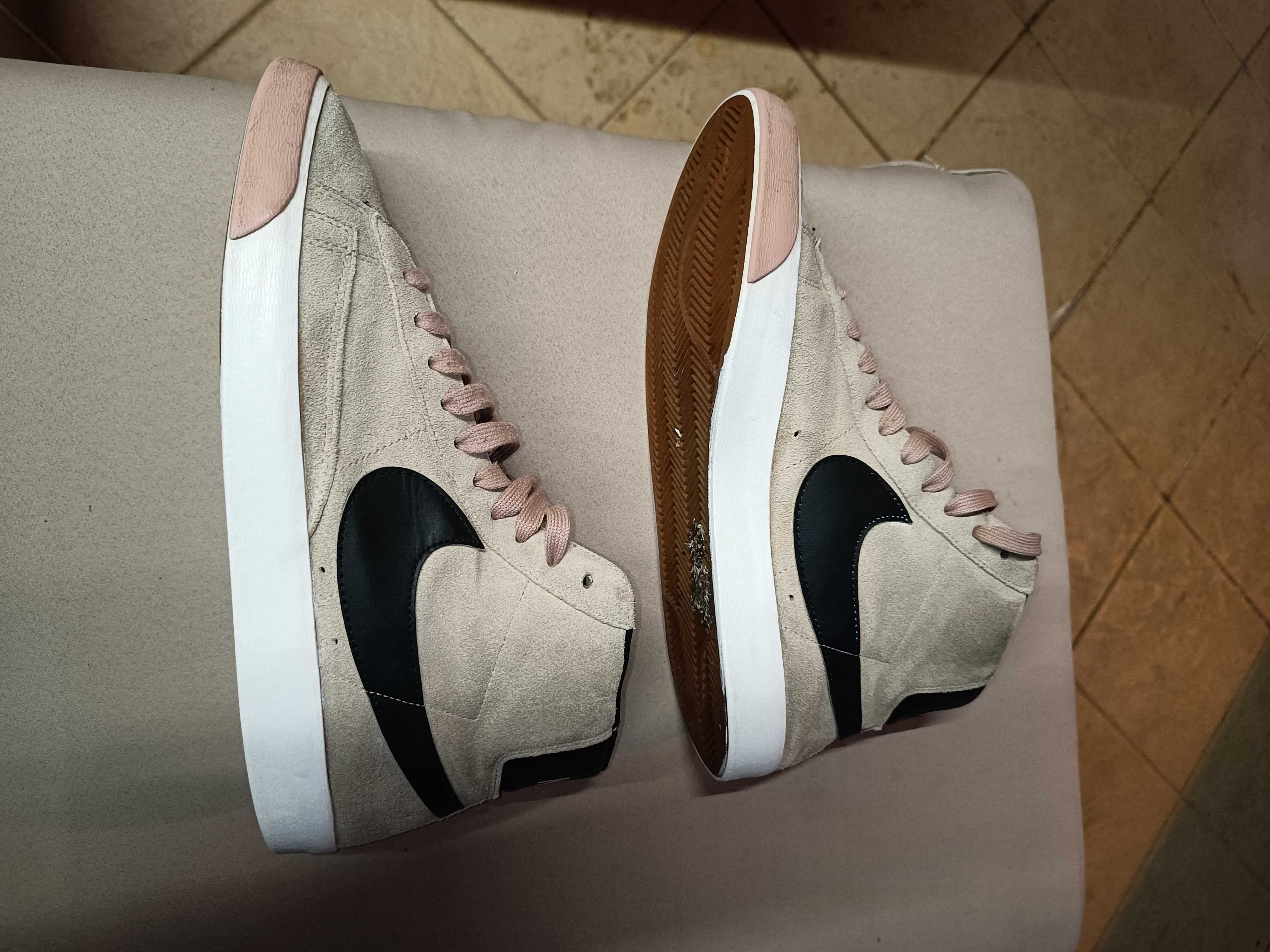 Дамски кецове Nike Blazer mid