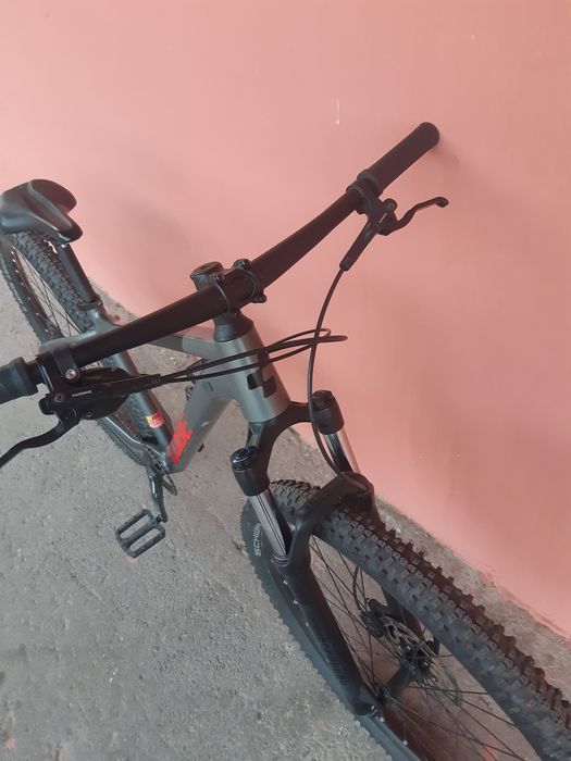 Bicicleta MTB Cube Analog , roti 29er , 1 x 12 , Rockshox , hidraulică