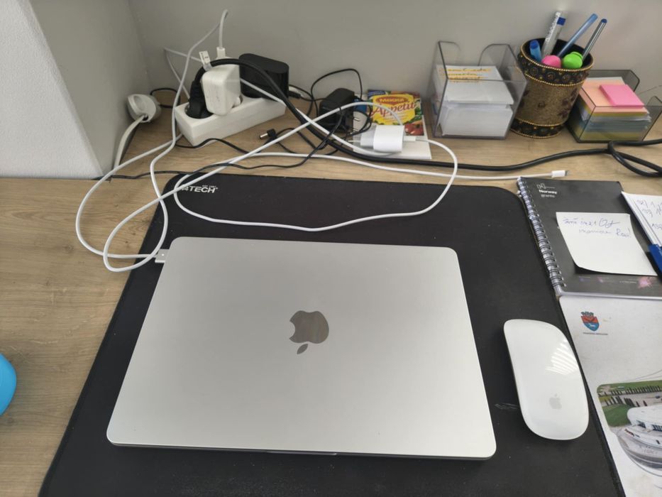 MacBook Air 13 M2 2022+MagicMouse 3