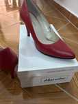 Vand pantofi de piele