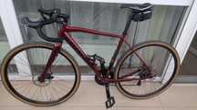 Bicicletă Kross Esker 2.0 Rubin Gloss Black