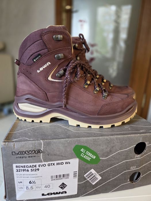 LOWA Туристически Обувки