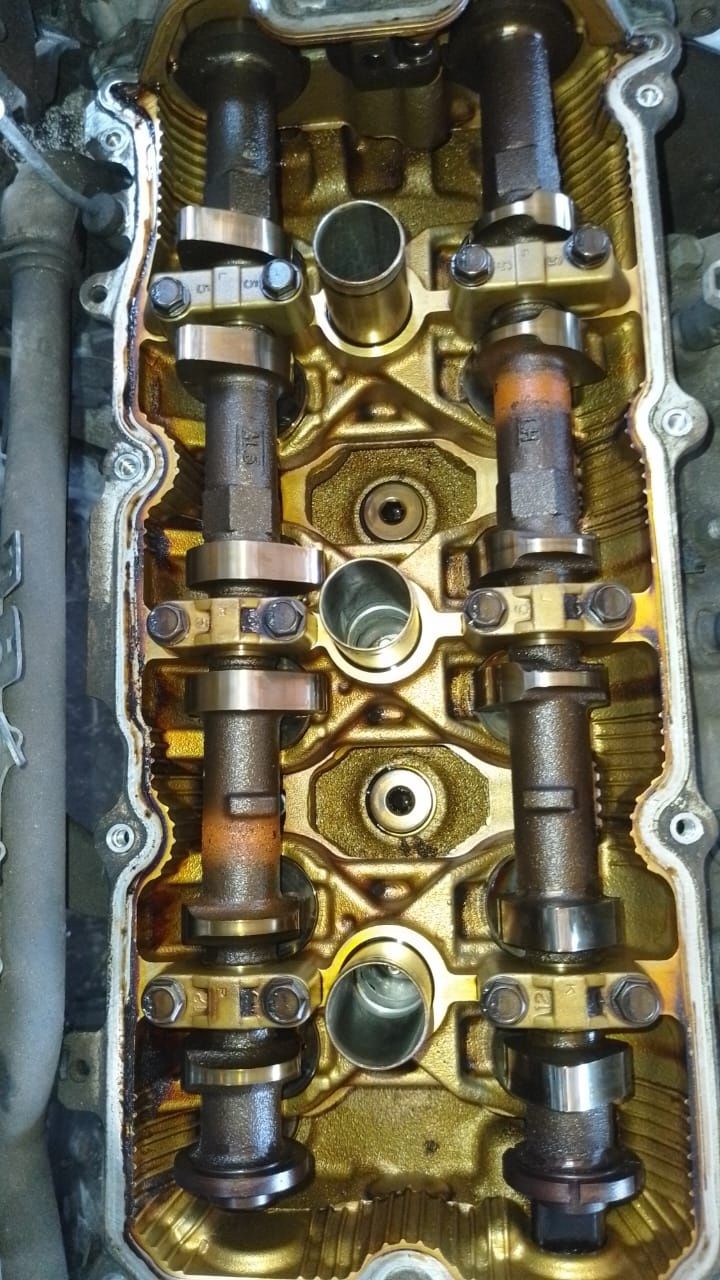 Двигатель и коробка механика Тойота Карина Е