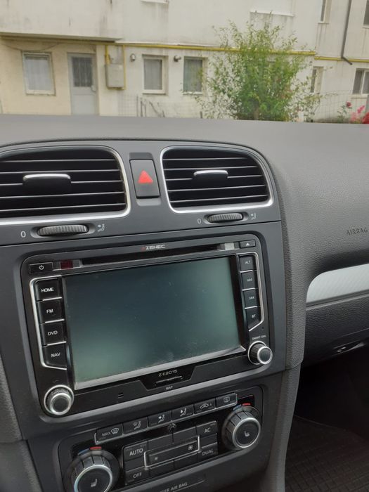 Vând Volkswagen Golf 16Tdi