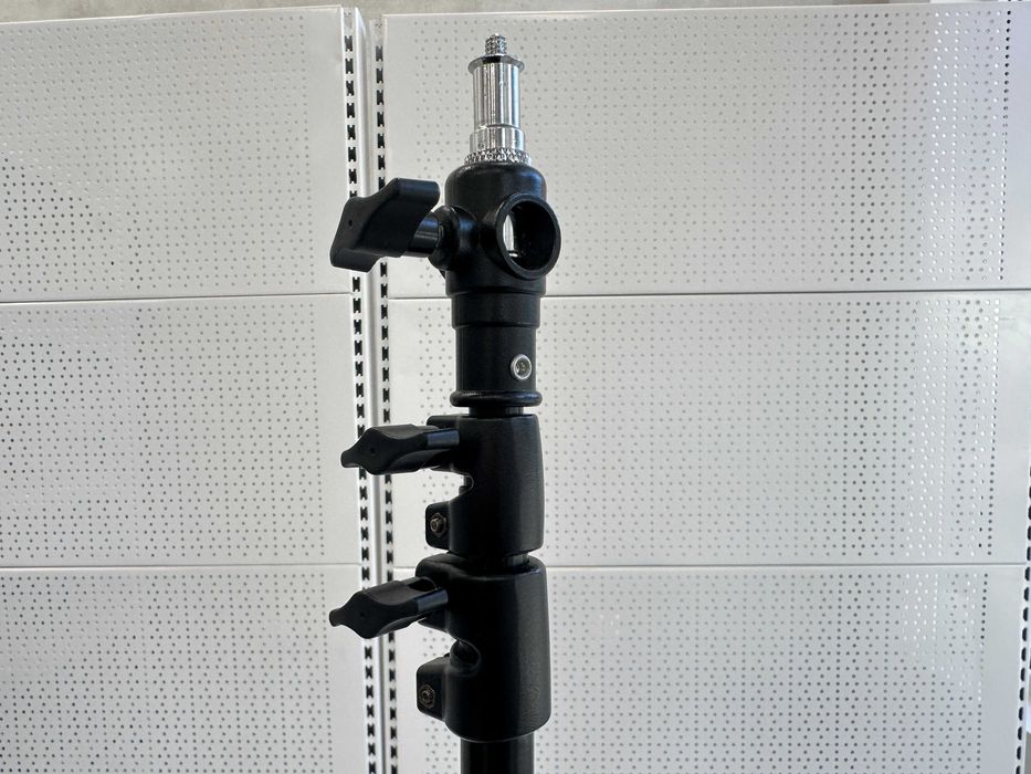 Алуминиев статив за монтаж на фотографско осветление Kaiser AutoFold S