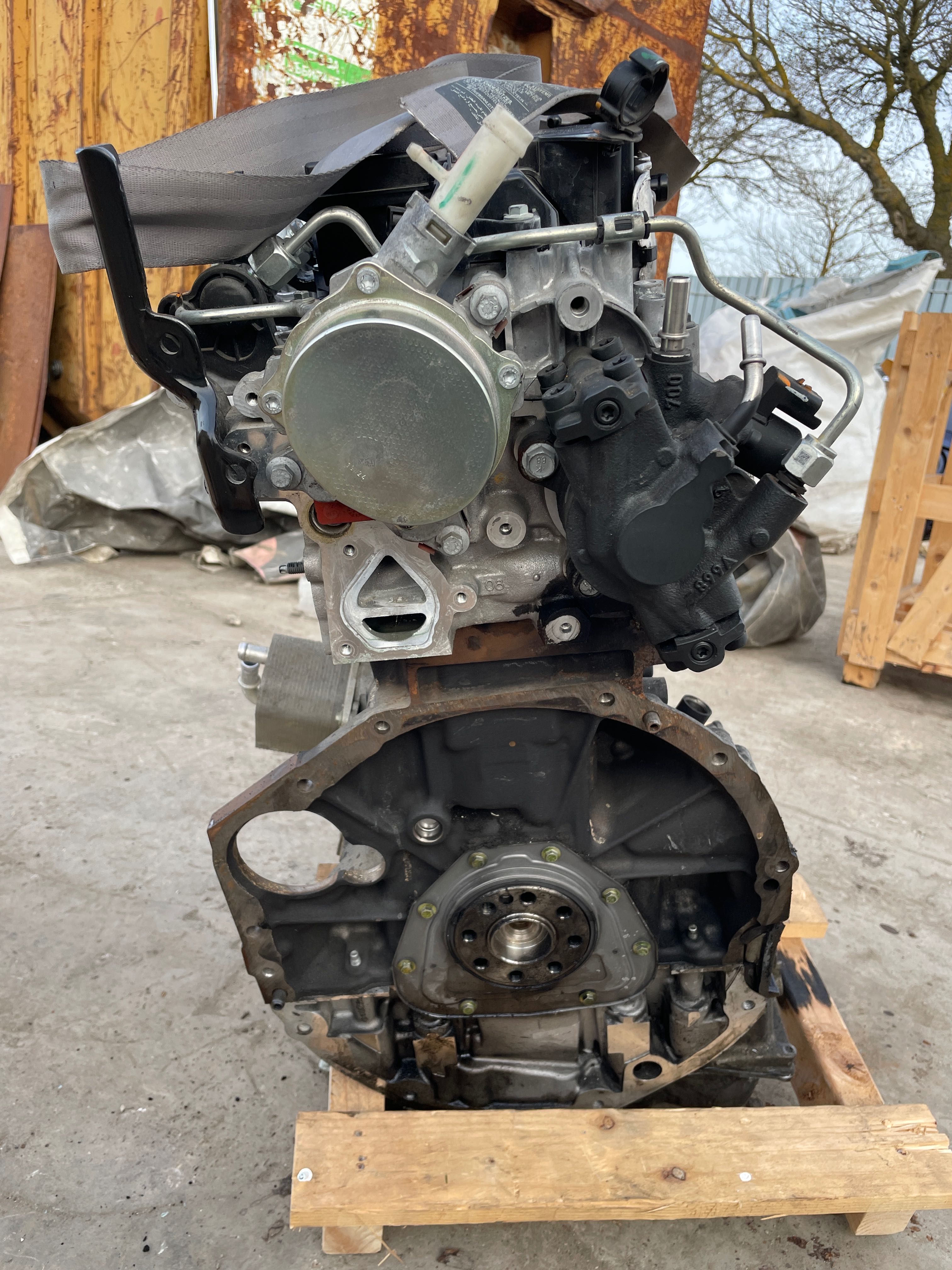 Нов двигател 2.3 dCi YS23, от Nissan Navara, Нисан Навара, YS23DDT.