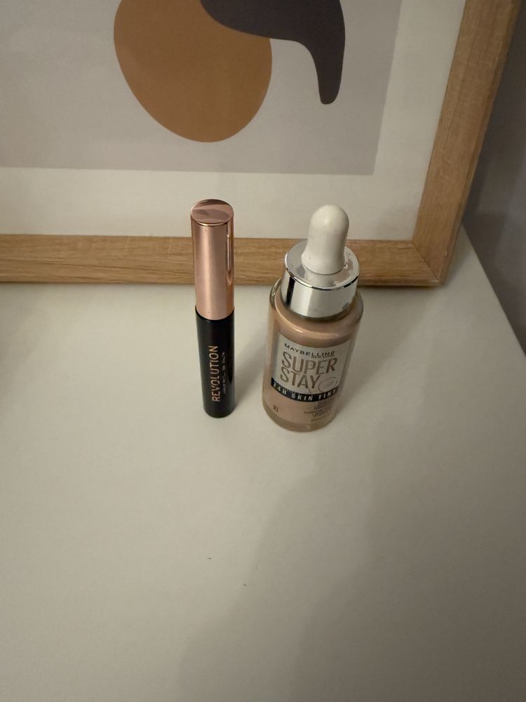 Лот козметика фдт Skin Tint Maybelline и очна линия Revolution