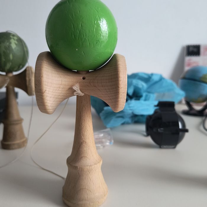 Salut!Vând kendama autentică Ozora/JKA din Japonia, certificat oficial