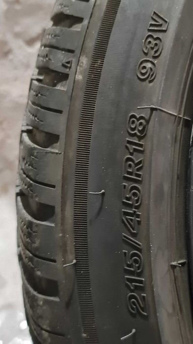 Зимни гуми 215 45 18
