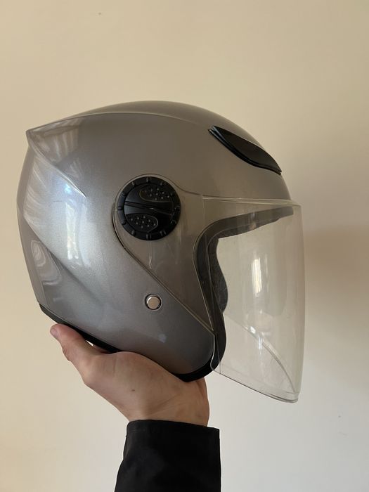 Skuter Ideal holatda sotiladi