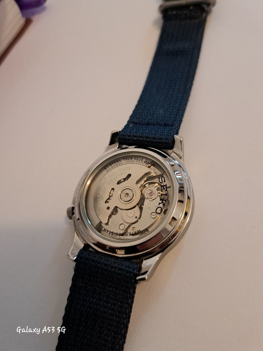 Vând ceas automatic Seiko SNK 809 perfect funcțional.